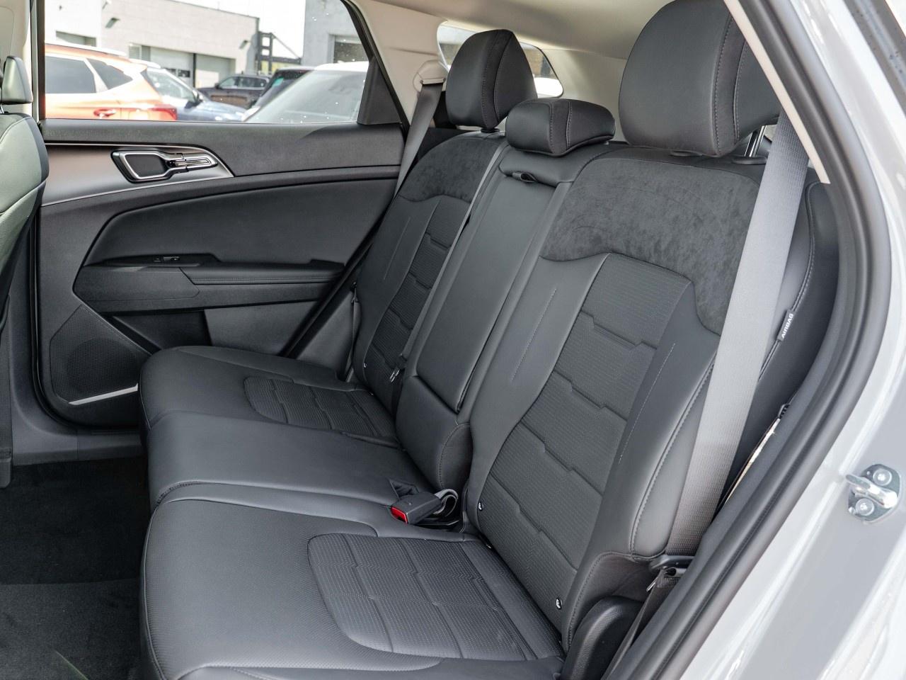 2026 Kia Sportage EX Premium AWD w/Black Interior Photo