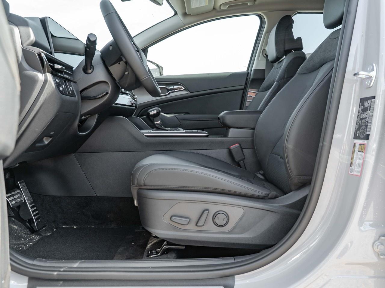 2026 Kia Sportage EX Premium AWD w/Black Interior Photo