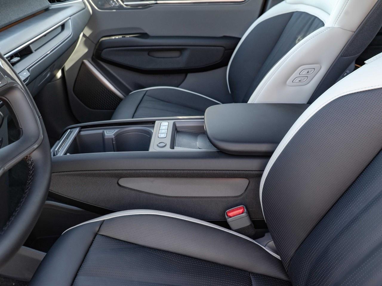 2026 Kia EV9 Land w/GT-Line Package AWD Photo