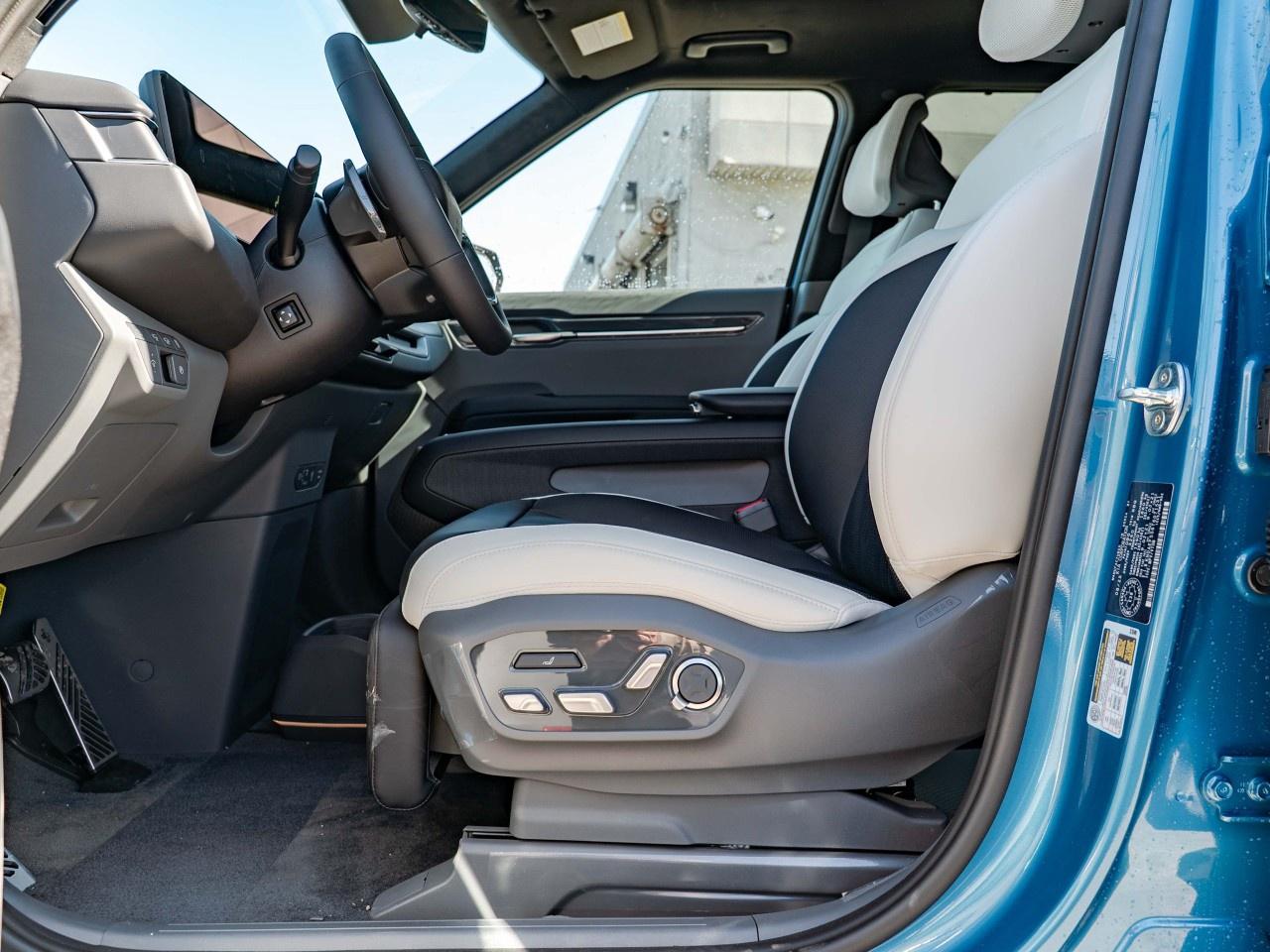 2026 Kia EV9 Land w/GT-Line Package AWD Photo