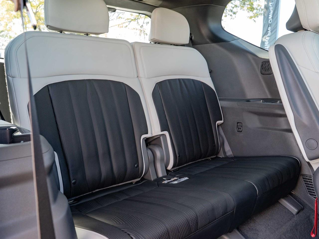 2026 Kia EV9 Land w/GT-Line Package AWD Photo