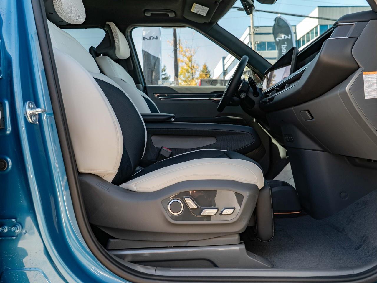 2026 Kia EV9 Land w/GT-Line Package AWD Photo