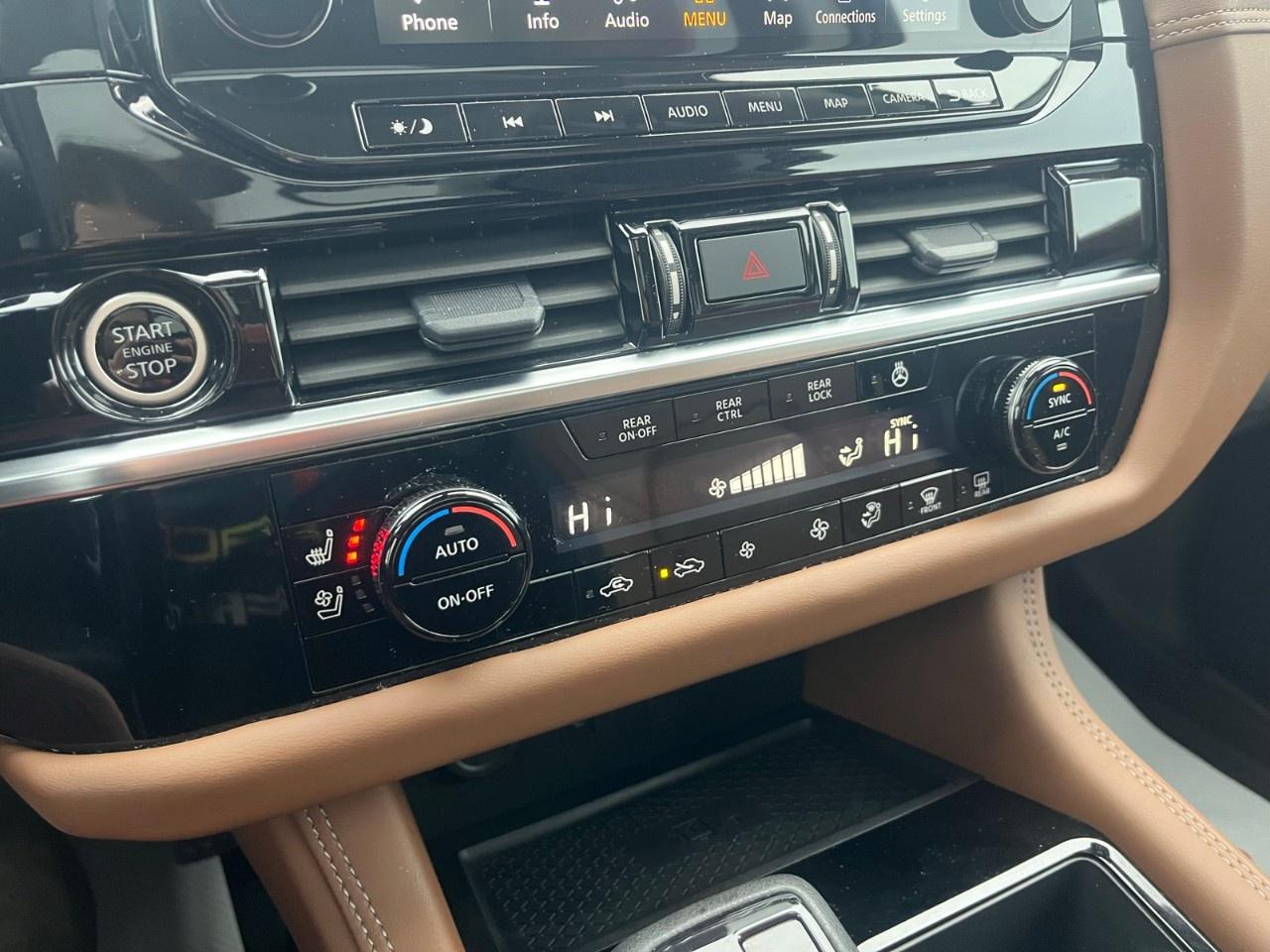 2024 Nissan Pathfinder Platinum 4WD Photo