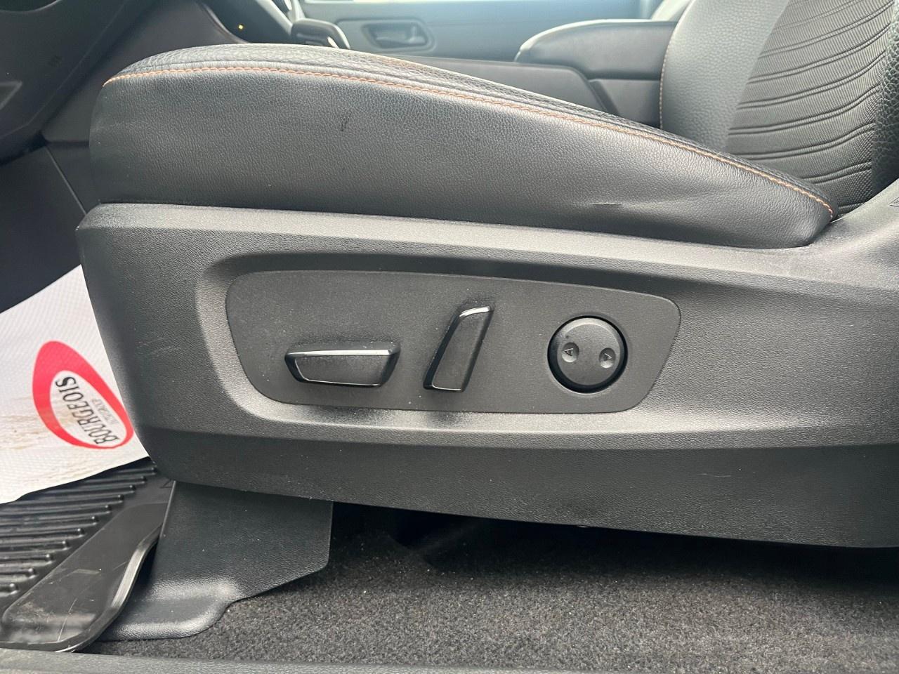 2023 Nissan Pathfinder Rock Creek 4WD Photo