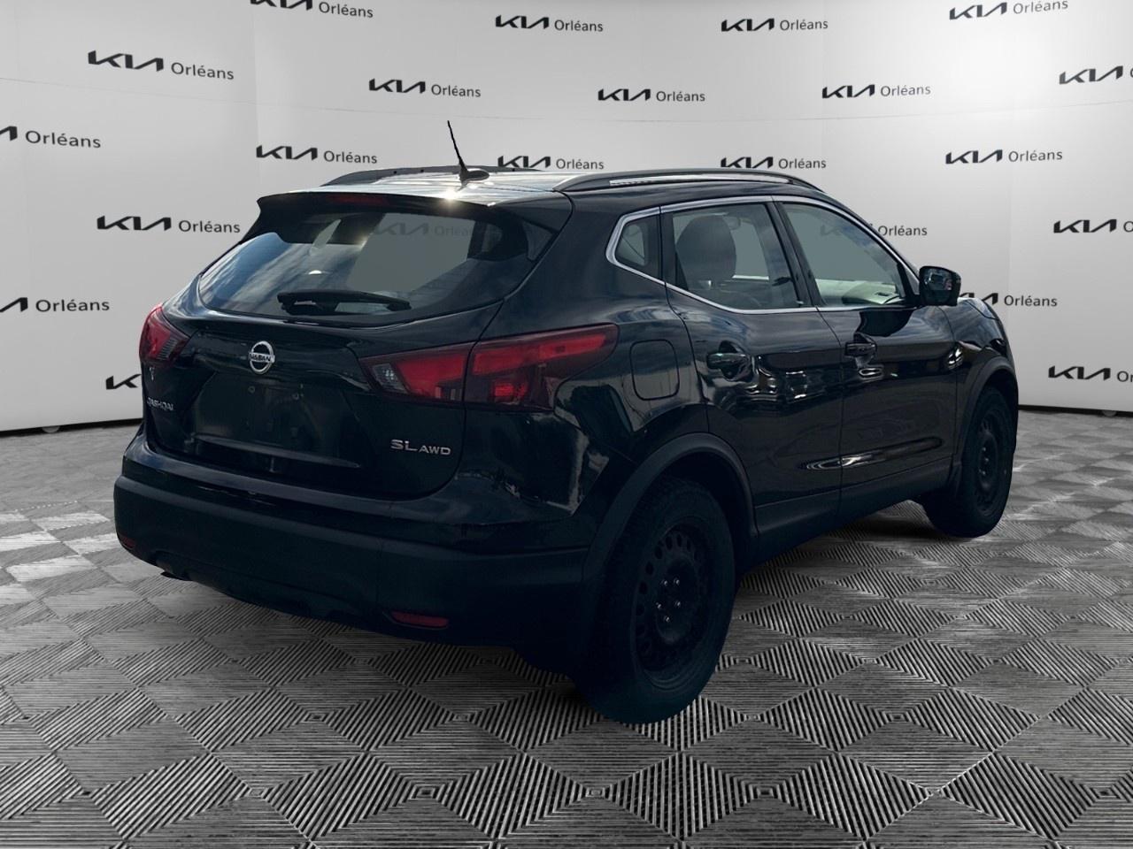 2018 Nissan Qashqai AWD SL CVT Photo