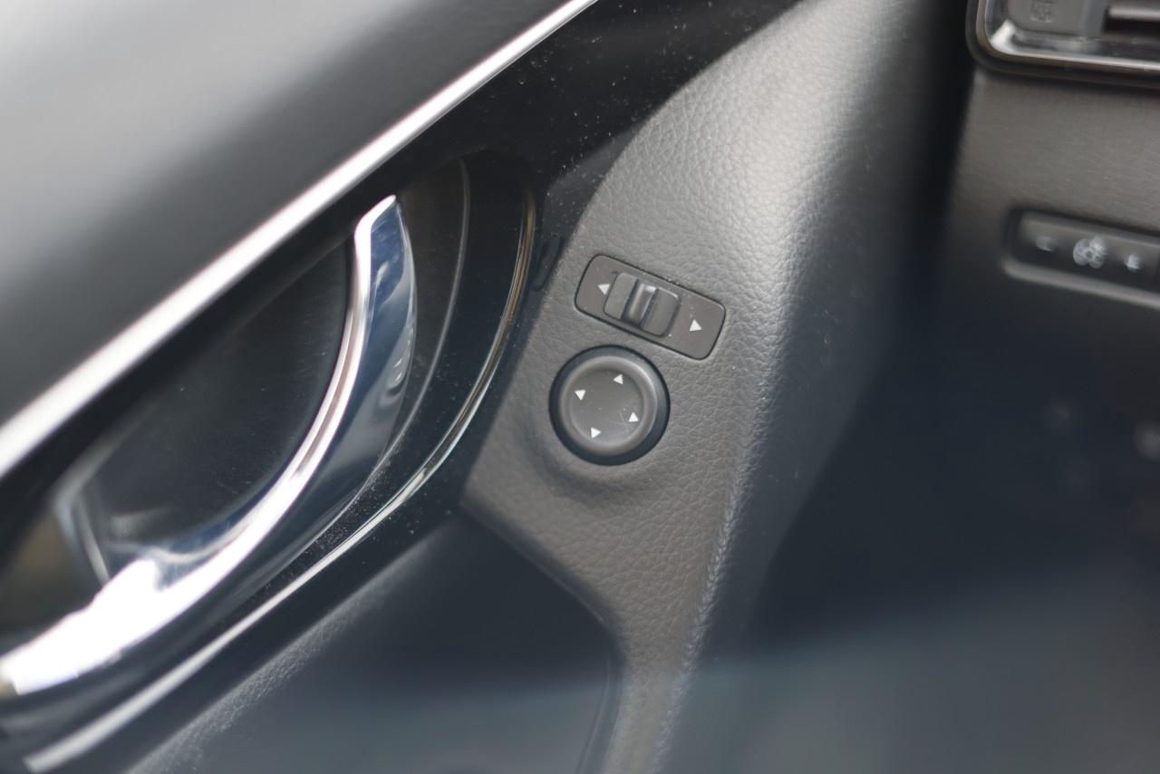 2018 Nissan Qashqai AWD SL CVT Photo