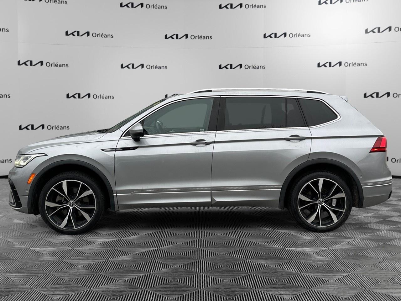 2022 Volkswagen Tiguan HIGHLINE R-LINE 4MOTION Photo