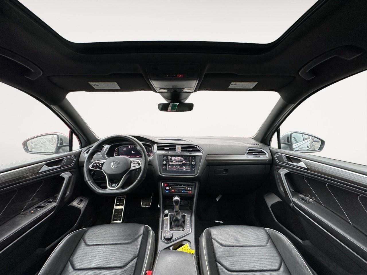 2022 Volkswagen Tiguan HIGHLINE R-LINE 4MOTION Photo