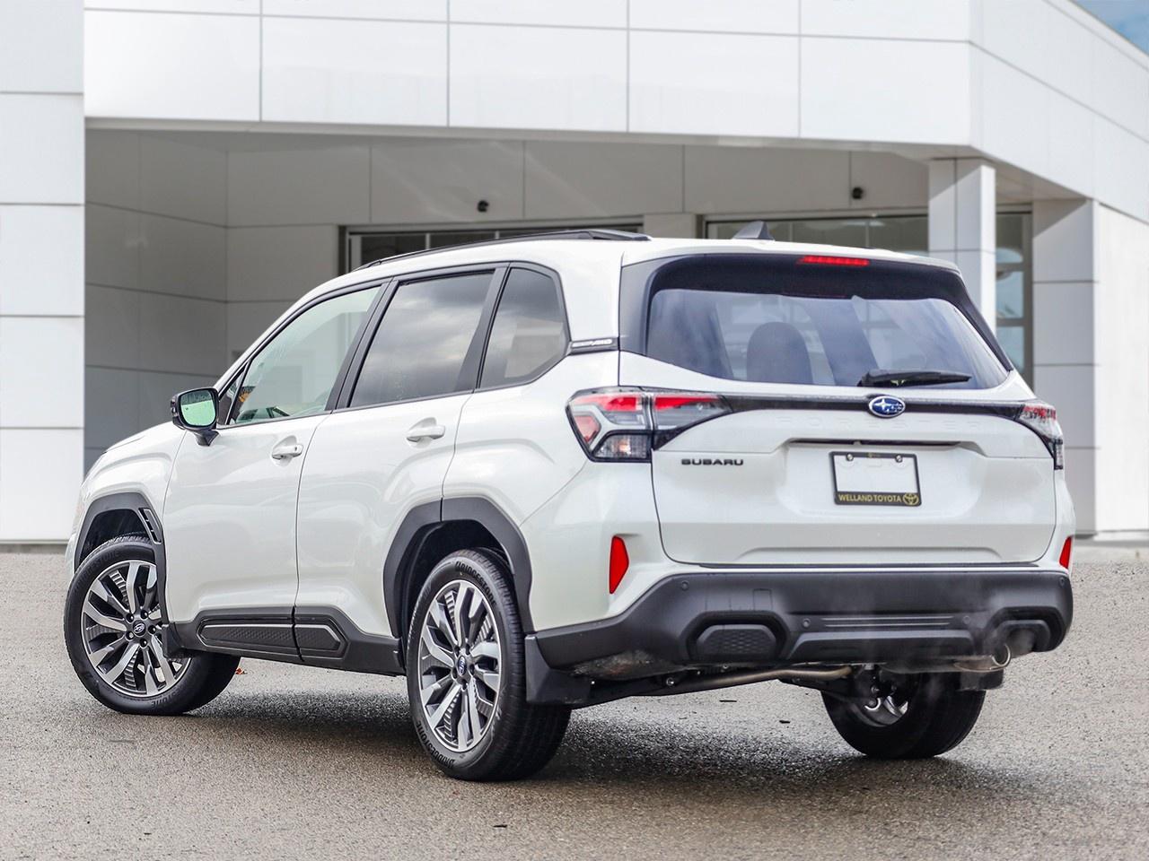 2025 Subaru Forester Premier Photo