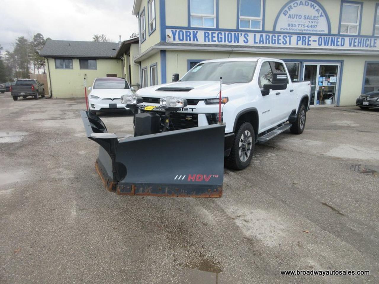 2022 Chevrolet Silverado 2500 3/4 TON CUSTOM-LS-MODEL 6 PASSENGER 6.6L - V8.. 4X4.. CREW-CAB.. 6.6-FOOT-BOX.. SNOW-EX-V-PLOW.. BACK-UP CAMERA.. BLUETOOTH SYSTEM.. Photo