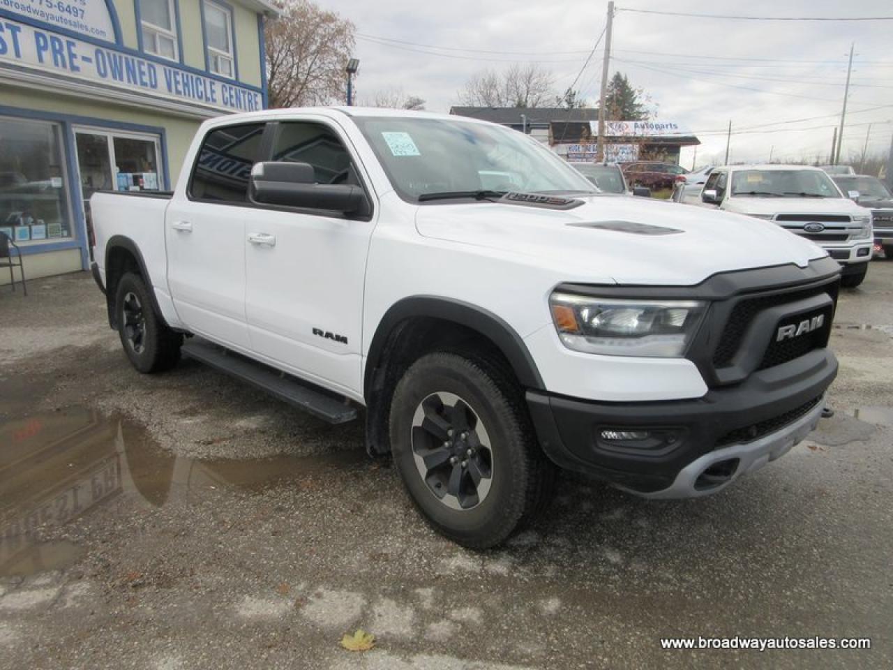 2020 RAM 1500 GREAT VALUE REBEL-PACKAGE 5 PASSENGER 3.0L - ECO-DIESEL.. 4X4.. CREW-CAB.. SHORTY.. NAVIGATION.. POWER SUNROOF & PEDALS.. HEATED SEATS & WHEEL.. Photo4