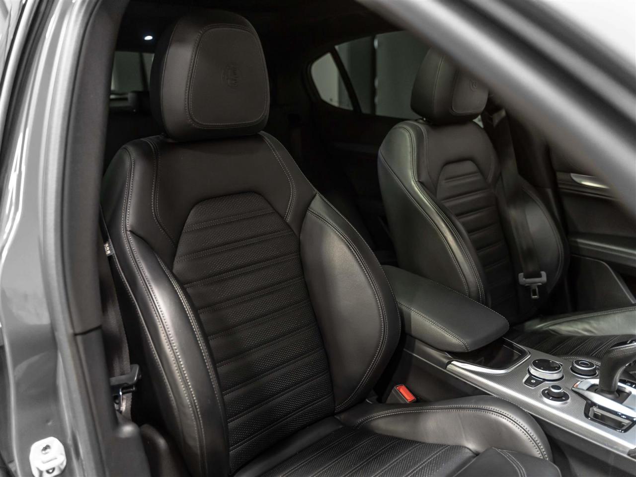 2022 Alfa Romeo Stelvio $299 BI WEEKLY $3500 DOWN |VELOCE|Q4|ADAPT CRUISE|HARMAN KARDON|BLINDSPOT|PANO|LOADED Photo