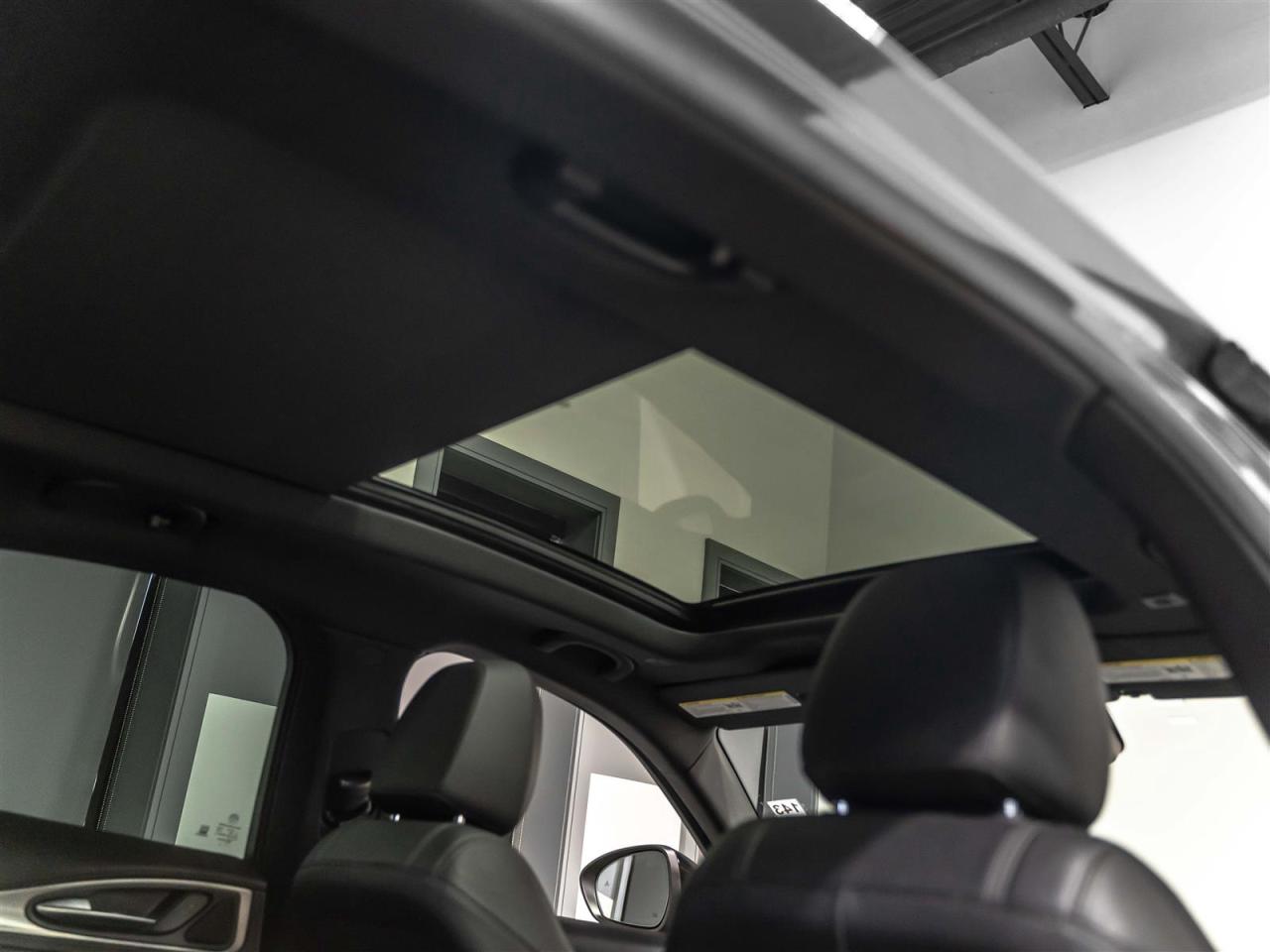 2022 Alfa Romeo Stelvio $299 BI WEEKLY $3500 DOWN |VELOCE|Q4|ADAPT CRUISE|HARMAN KARDON|BLINDSPOT|PANO|LOADED Photo