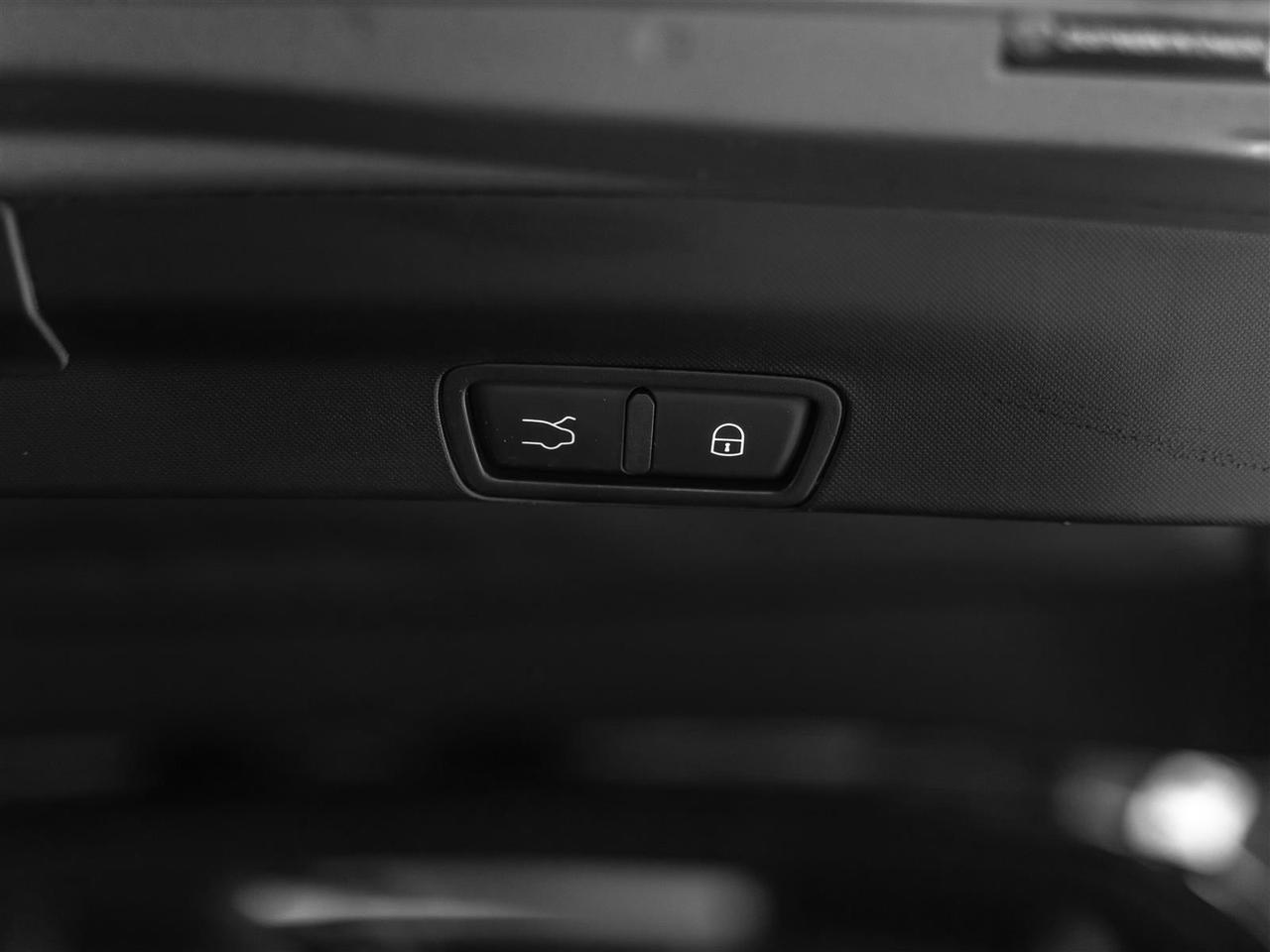 2022 Alfa Romeo Stelvio $299 BI WEEKLY $3500 DOWN |VELOCE|Q4|ADAPT CRUISE|HARMAN KARDON|BLINDSPOT|PANO|LOADED Photo