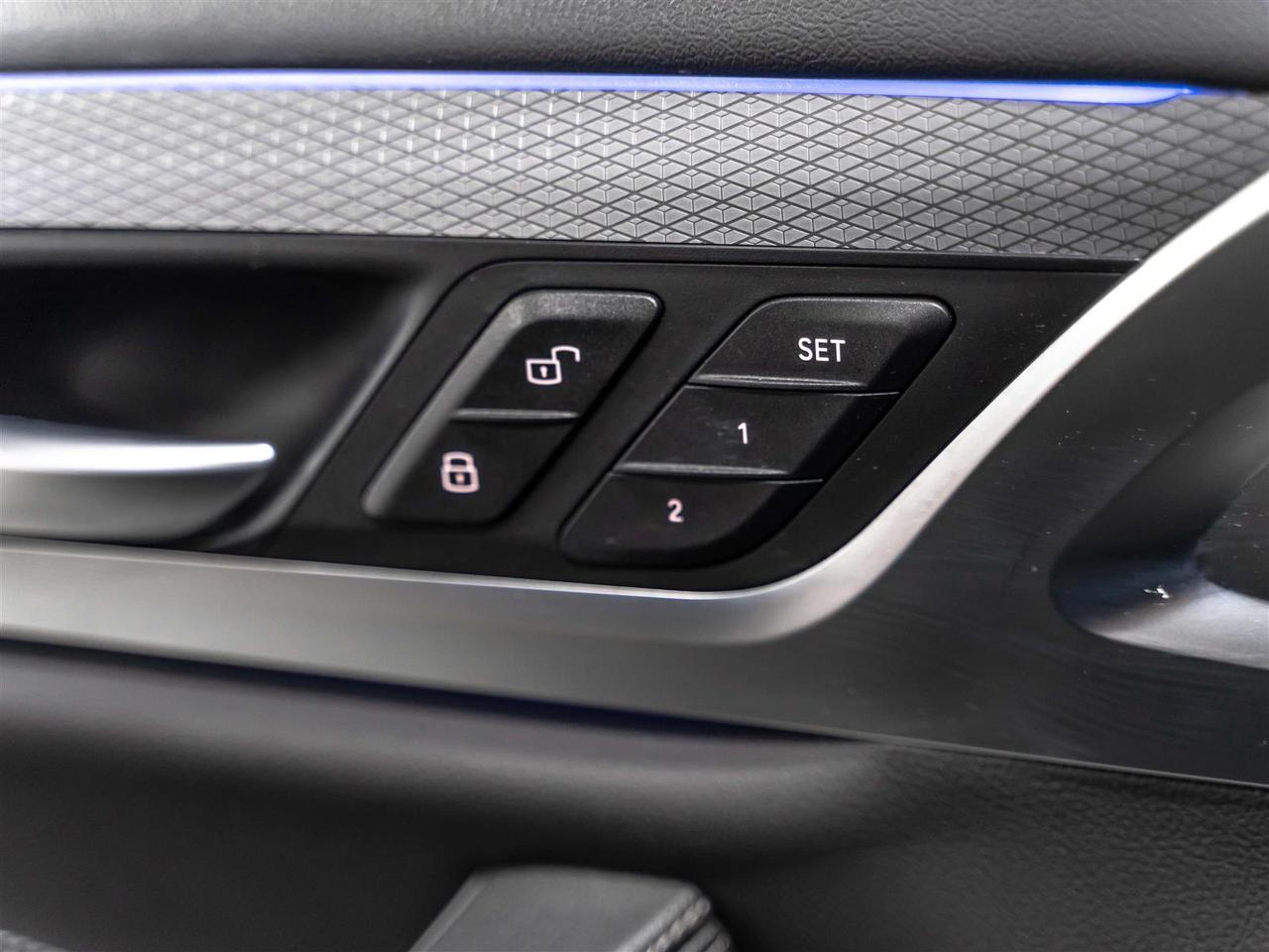 2018 BMW X3 $258 BI WEEKLY  $1500| xDrive30i|M SPORT|HEADS-UP|BLINDSPOT|LANE DEPART|APPLE CARPLAY Photo