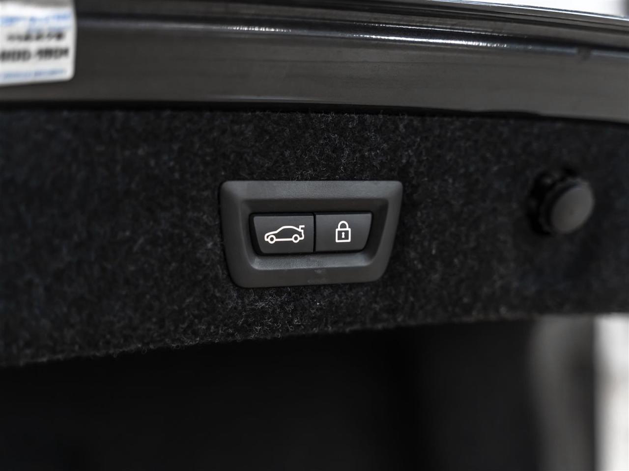 2017 BMW 530i 530i xDrive|M SPORT|EXCLUSIVE|HEADS-UP|BLINDSPOT|360CAM|LOADED Photo