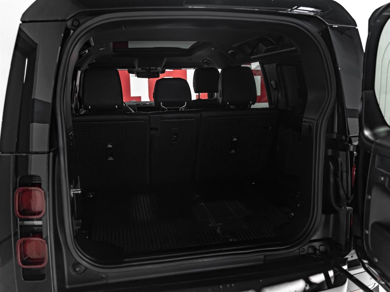 2022 Land Rover Defender $530 BI WEEKLY $5000 DOWN|X-Dynamic SE|110 P400|360CAM|MERIDIAN|BLINDSPOT|ACCIDENT FREE Photo