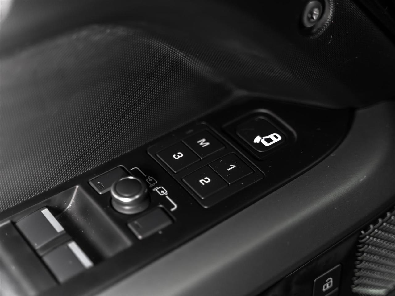 2022 Land Rover Defender $530 BI WEEKLY $5000 DOWN|X-Dynamic SE|110 P400|360CAM|MERIDIAN|BLINDSPOT|ACCIDENT FREE Photo