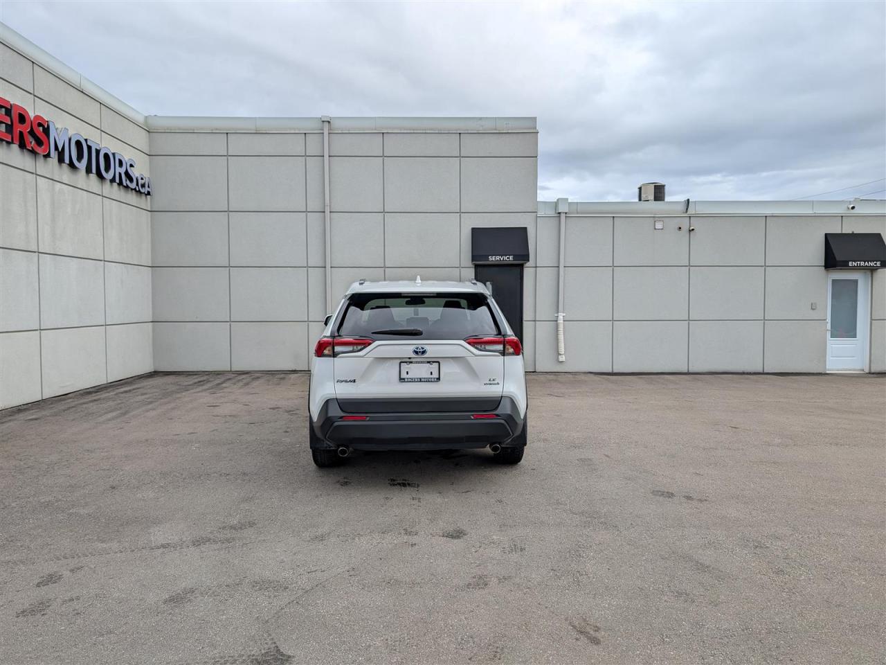 2023 Toyota RAV4 Hybrid LE AWD - REV CAM - HTD SEATS - TECH FEATS