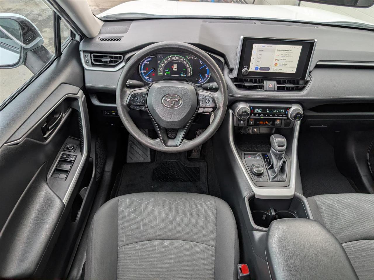 2023 Toyota RAV4 Hybrid LE AWD - REV CAM - HTD SEATS - TECH FEATS