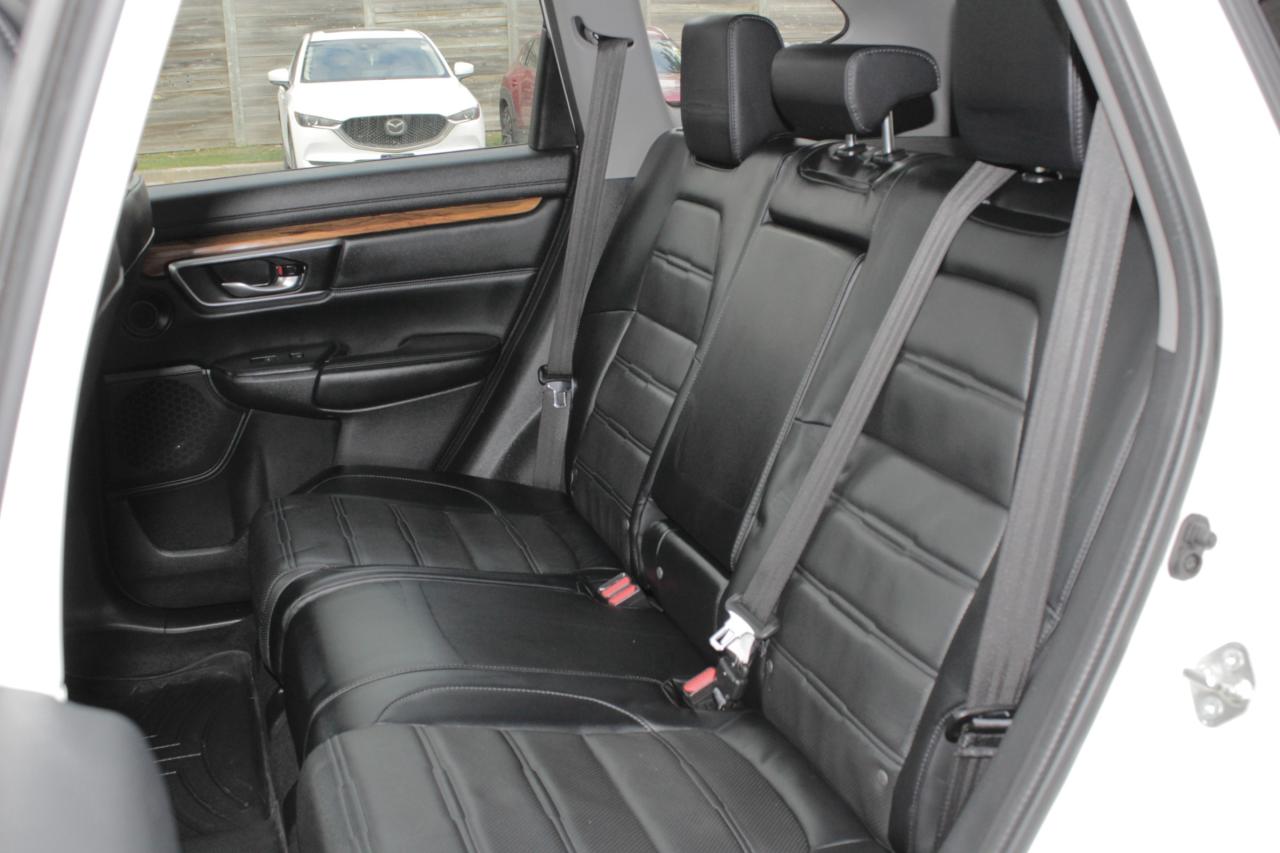 2017 Honda CR-V Touring Photo