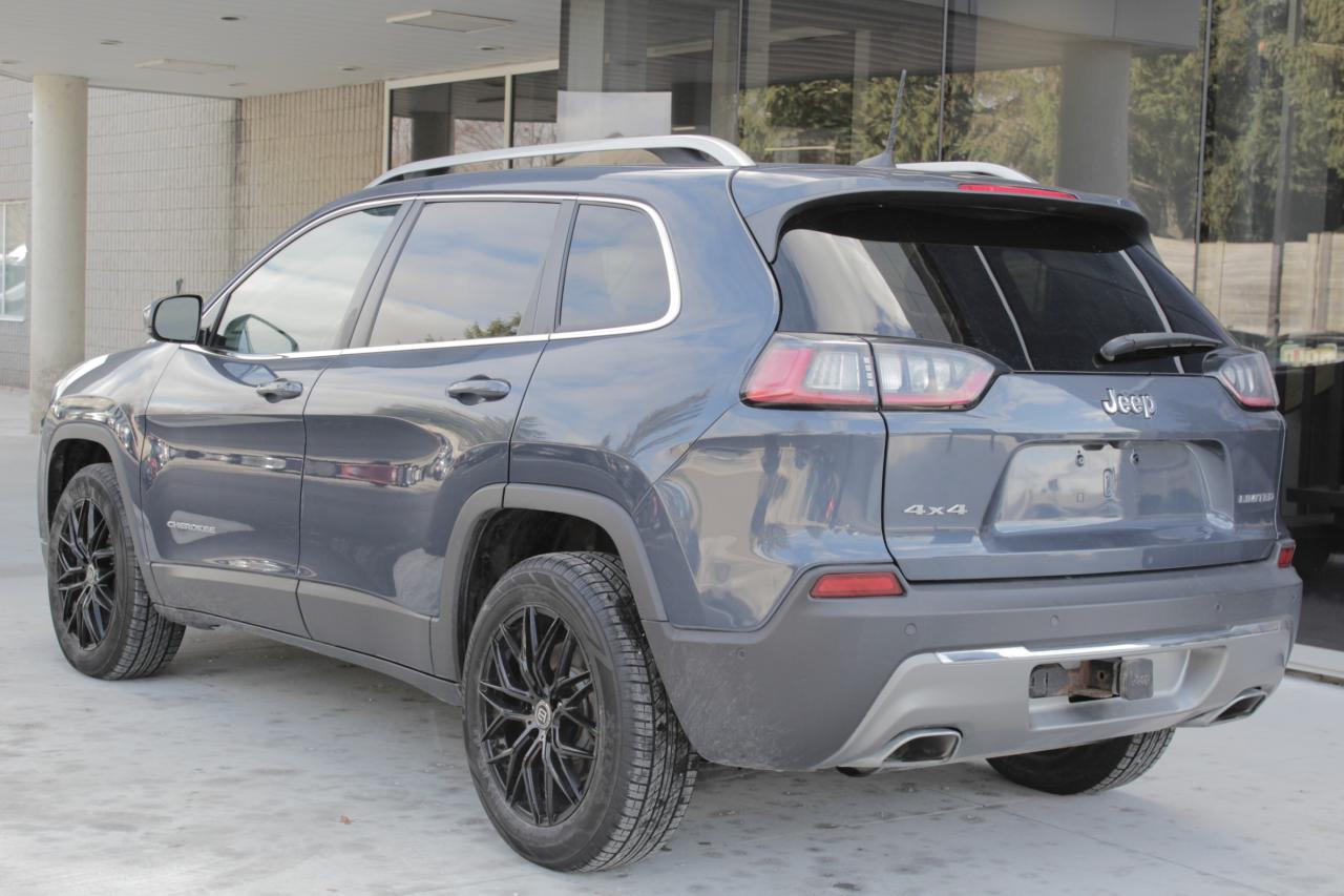 2020 Jeep Cherokee Limited Photo2