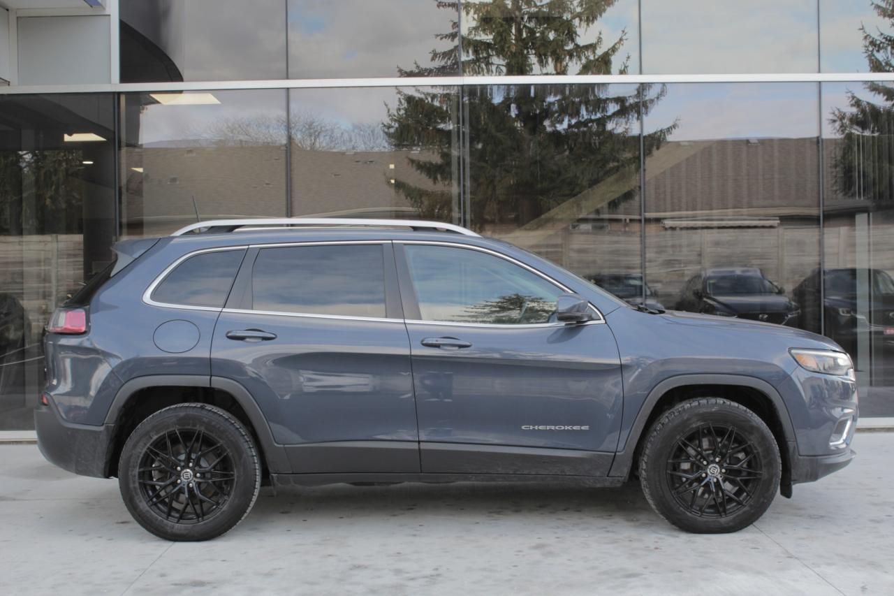 2020 Jeep Cherokee Limited Photo