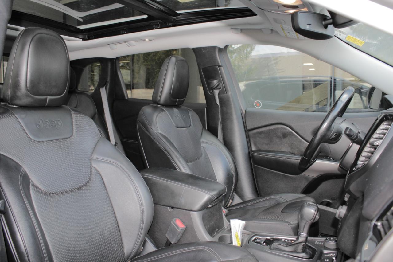 2020 Jeep Cherokee Limited Photo