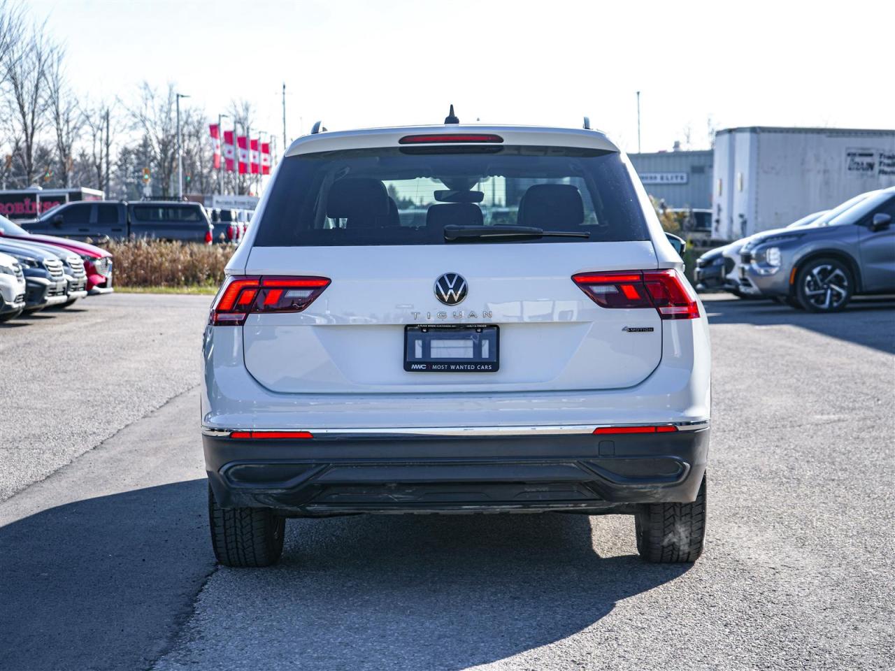 2024 Volkswagen Tiguan COMFORTLINE AWD | PANORAMIC ROOF | BLIND SPOT Photo