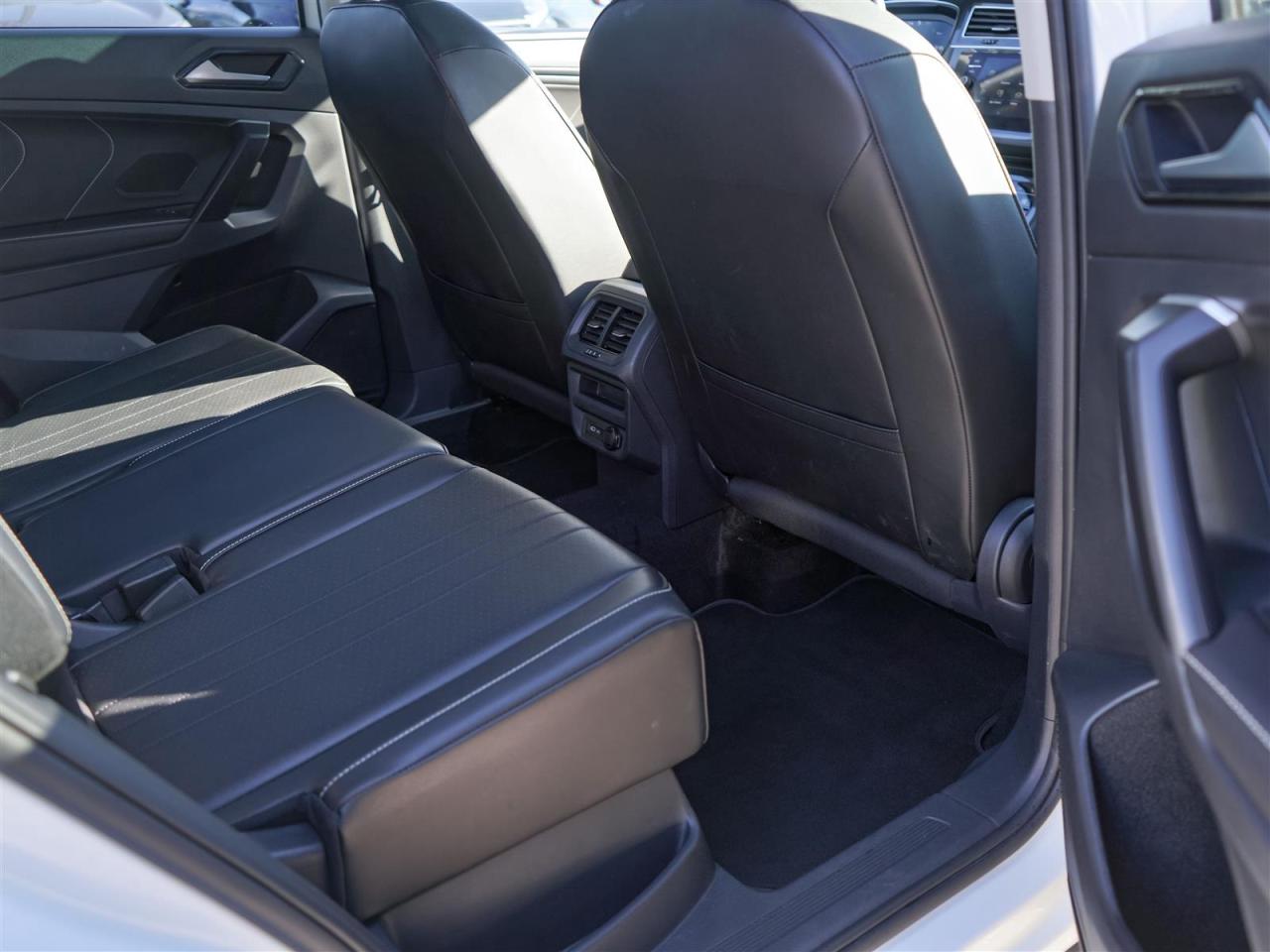 2024 Volkswagen Tiguan COMFORTLINE AWD | PANORAMIC ROOF | BLIND SPOT Photo