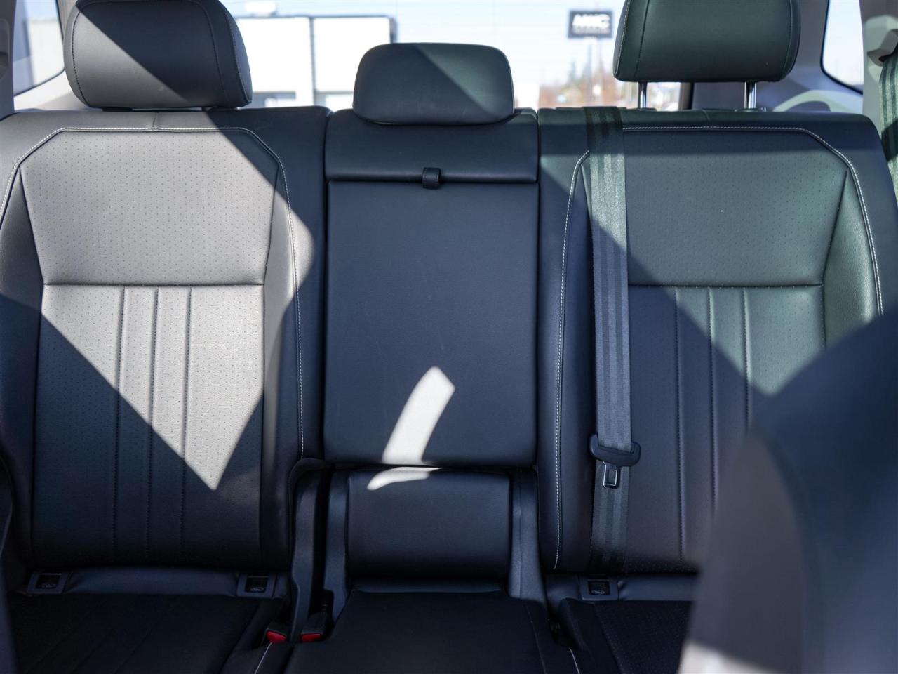 2024 Volkswagen Tiguan COMFORTLINE AWD | PANORAMIC ROOF | BLIND SPOT Photo