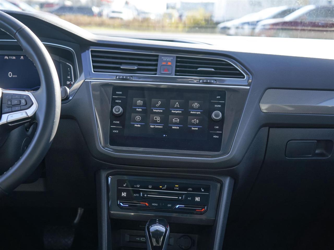 2024 Volkswagen Tiguan COMFORTLINE AWD | PANORAMIC ROOF | BLIND SPOT Photo