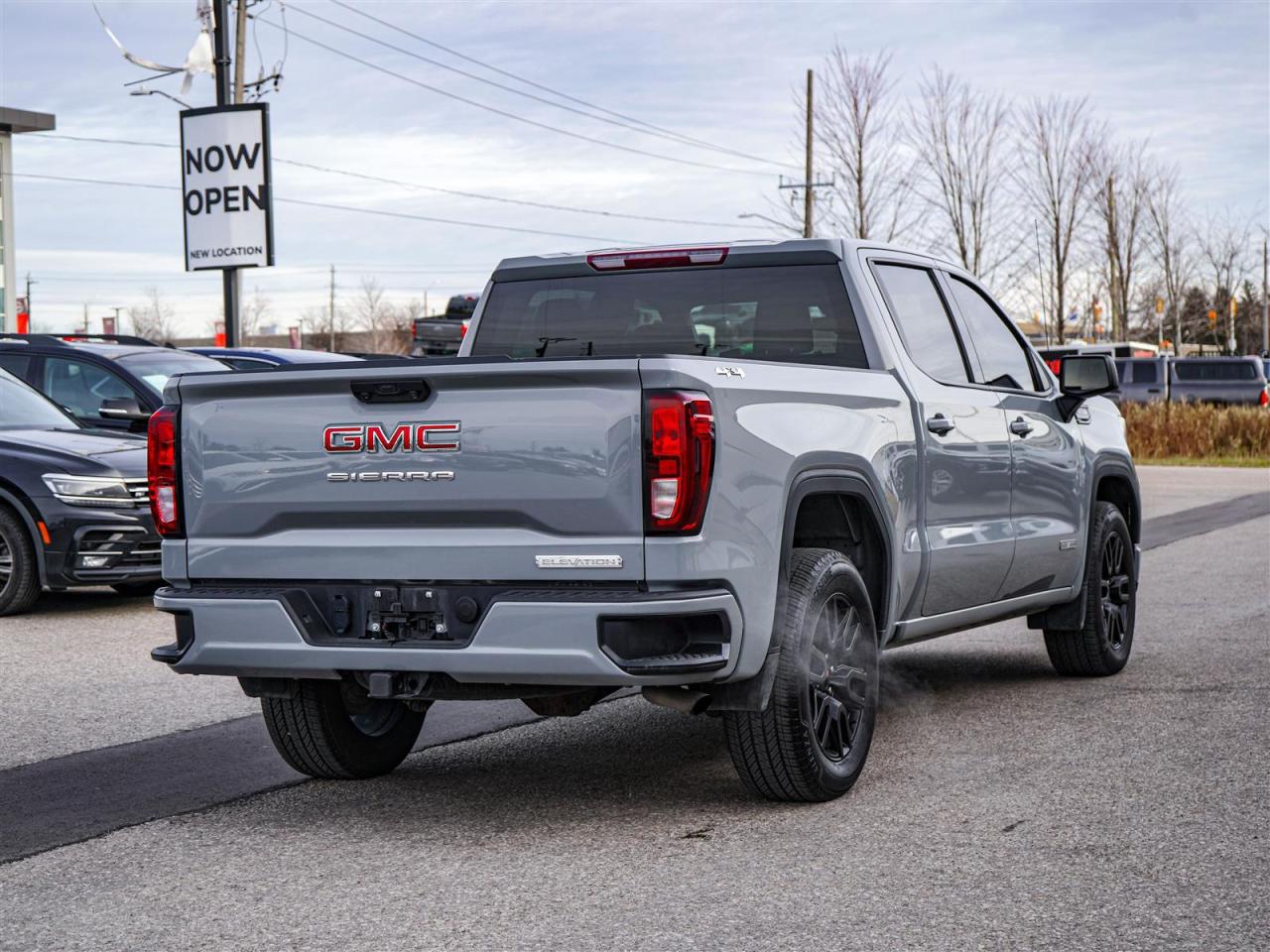2024 GMC Sierra 1500 ELEVATION CREW CAB | 4WD |5.3L | 8 CYL Photo