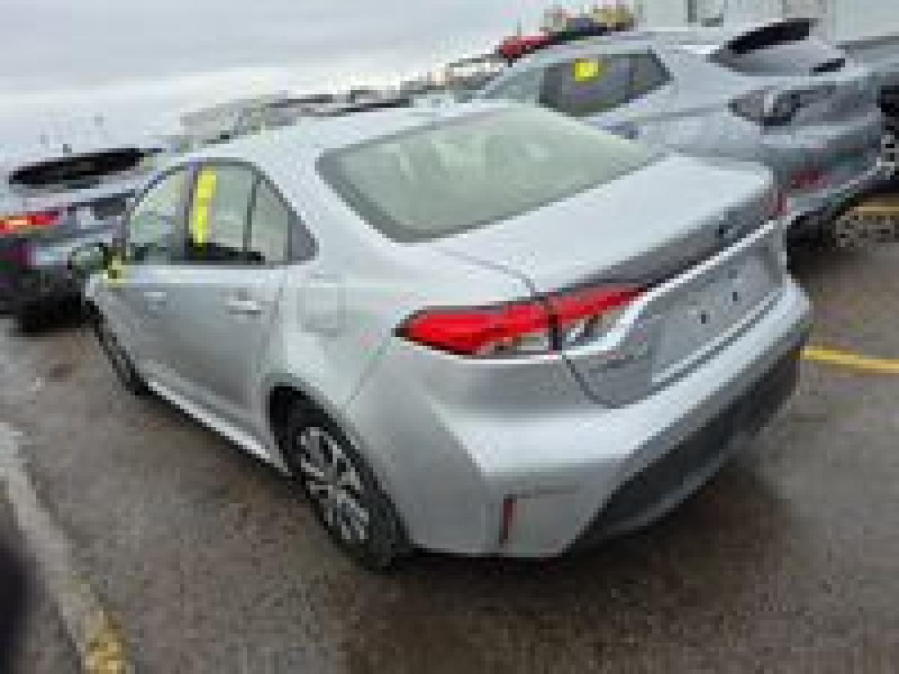 2025 Toyota Corolla HYBRID LE | NO ACCIDENTS | BLIND SPOT | APP CONNECT Photo