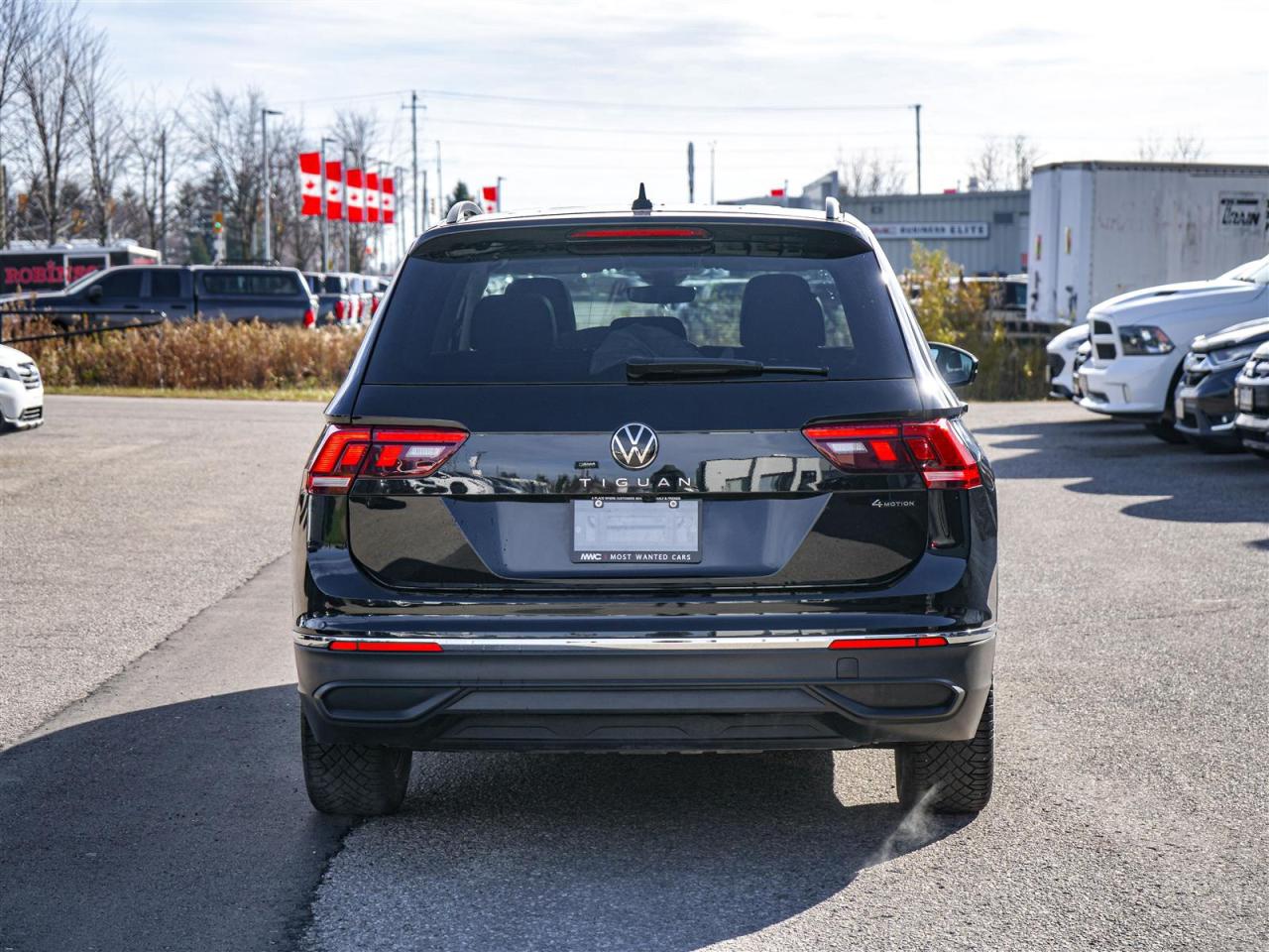 2024 Volkswagen Tiguan COMFORTLINE AWD | PANORAMIC ROOF | LEATHER Photo