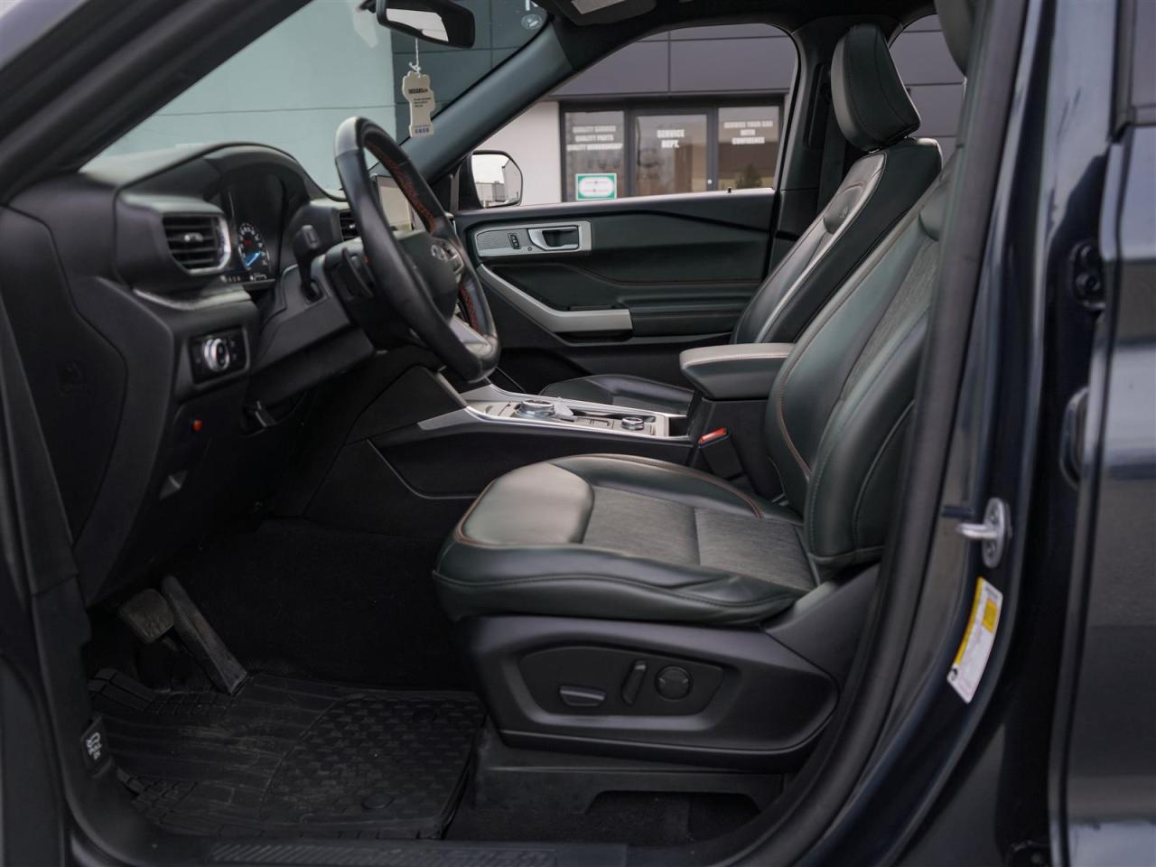 2023 Ford Explorer TIMBERLINE 4WD | NO ACCIDENTS | CAPTAIN PKG Photo