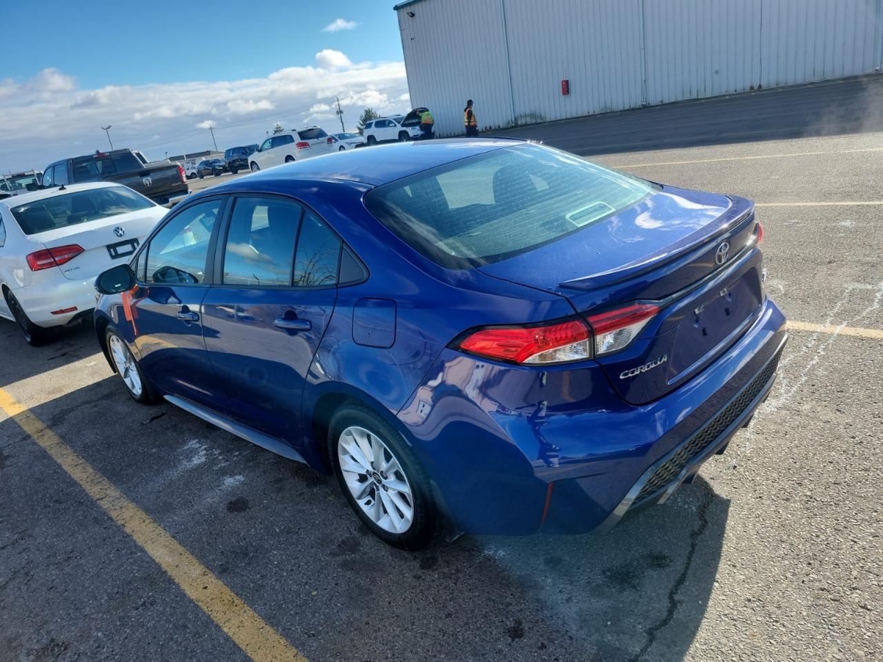 2021 Toyota Corolla SE | 2.0L | ALLOYS | SPOILER | NO ACCIDENTS Photo