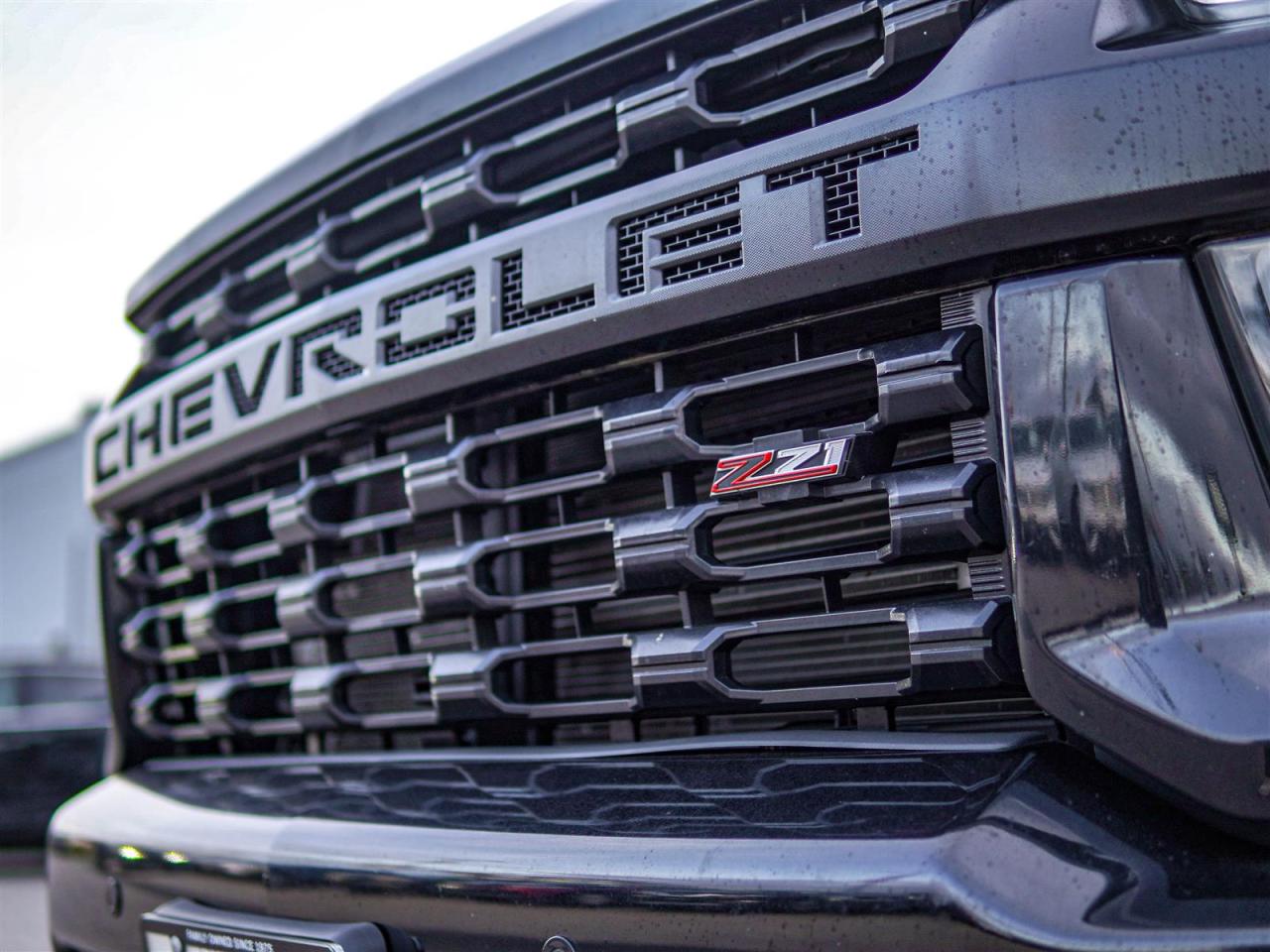 2022 Chevrolet Express 2500 HD LT CREW CAB | 4X4 | TOW PACKAGE | SUNROOF Photo