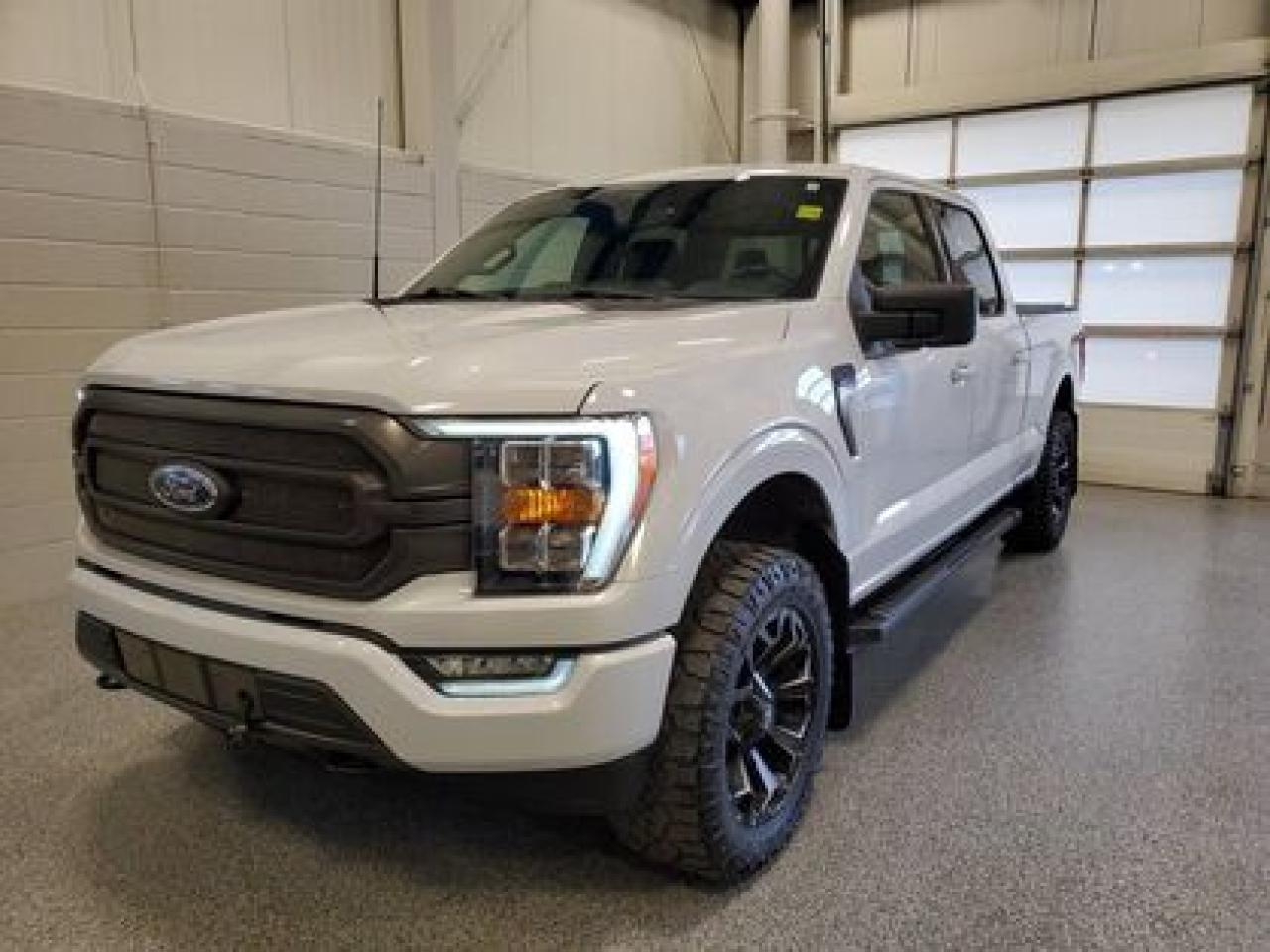 Used 2022 Ford F-150 XLT 302A W/SPORT PACKAGE & FX4 OFF ROAD PKG for sale in Moose Jaw, SK
