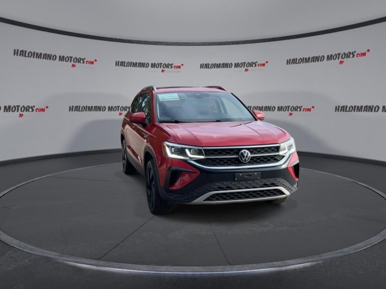 2023 Volkswagen Taos Highline 4MOTION Photo