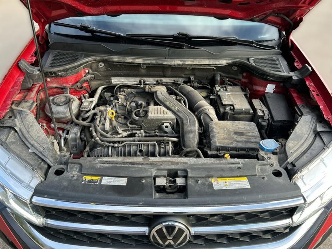 2023 Volkswagen Taos Highline Photo