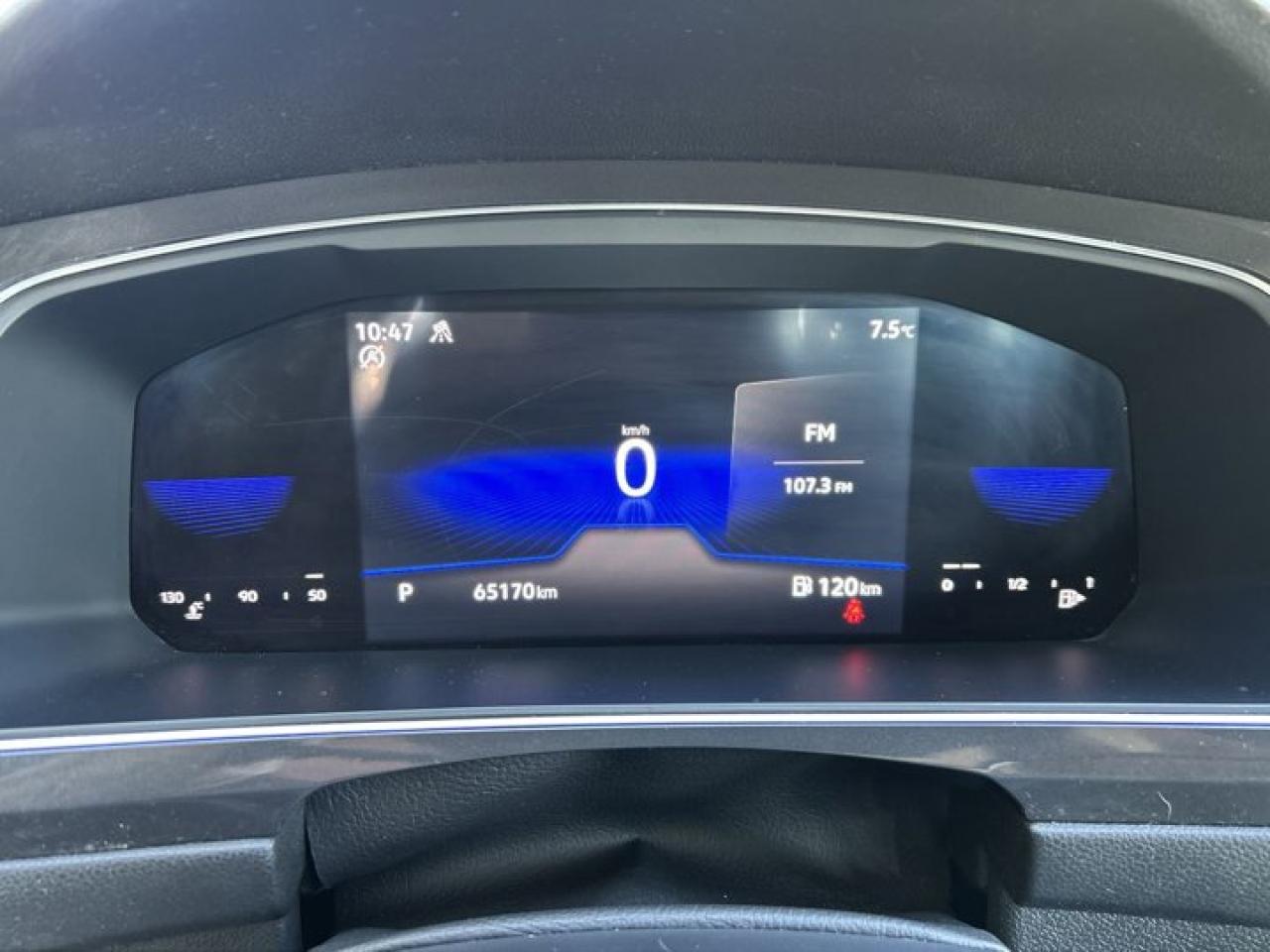 2022 Volkswagen Tiguan Trendline 4Motion Photo