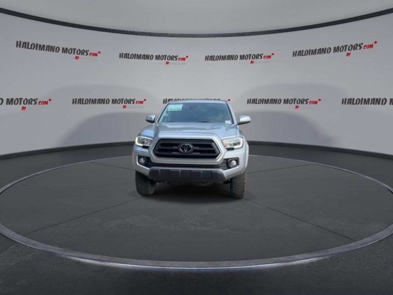 2023 Toyota Tacoma SR5 DOUBLE CAB 4X4 Photo