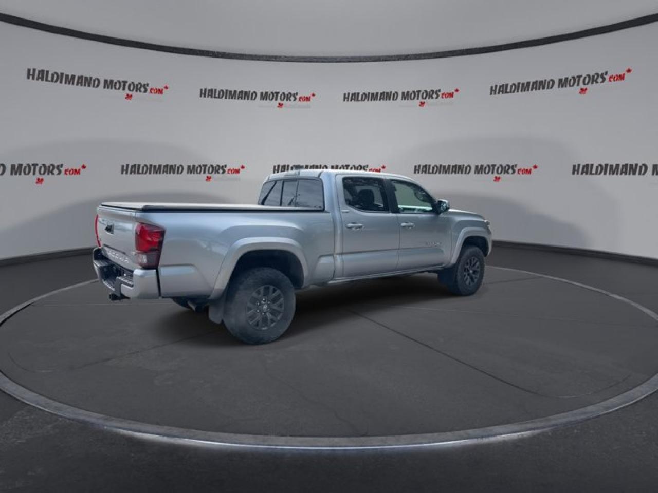 2023 Toyota Tacoma SR5 DOUBLE CAB 4X4 Photo