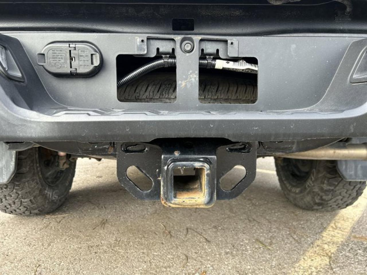 2023 Toyota Tacoma SR5 DOUBLE CAB 4X4 Photo