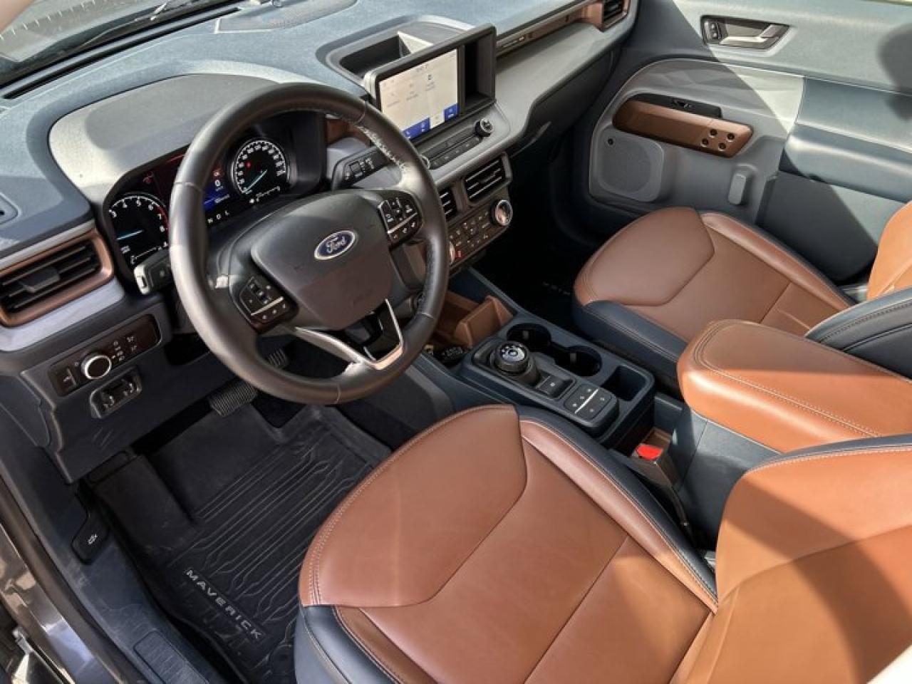 2023 Ford Maverick LARIAT AWD Crew | Remote Start | Leather Seats | Navigation Photo