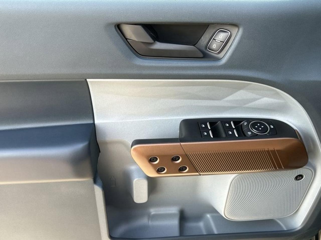 2023 Ford Maverick LARIAT AWD Crew | Remote Start | Leather Seats | Navigation Photo