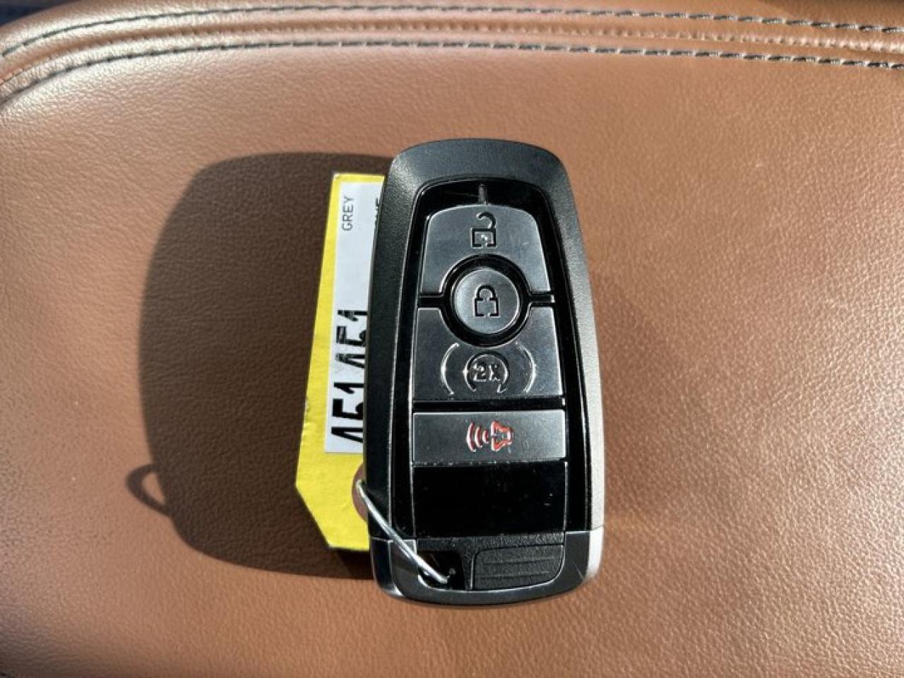 2023 Ford Maverick LARIAT AWD Crew | Remote Start | Leather Seats | Navigation Photo