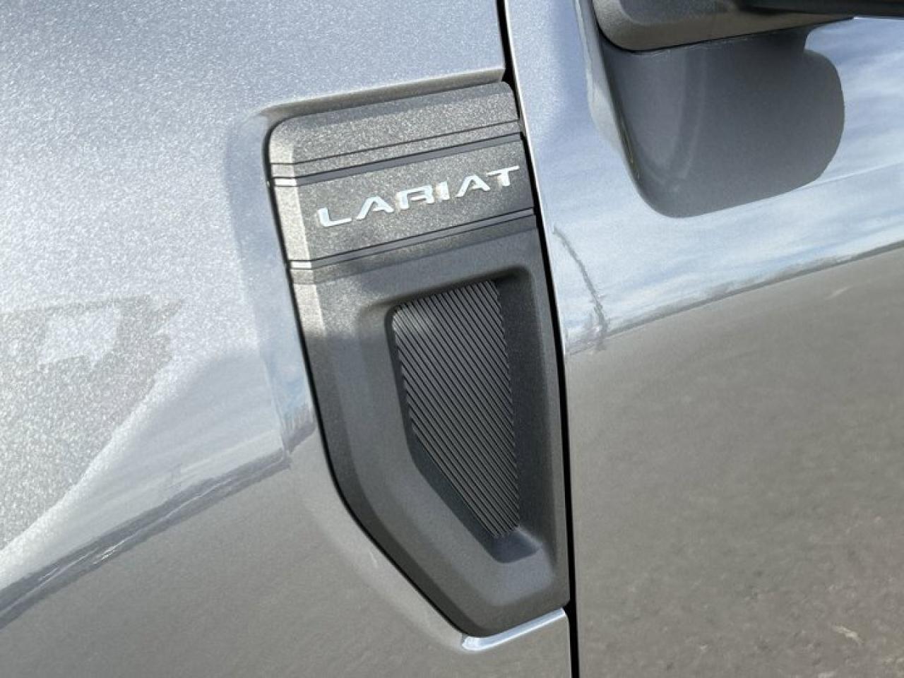 2023 Ford Maverick LARIAT AWD Crew | Remote Start | Leather Seats | Navigation Photo