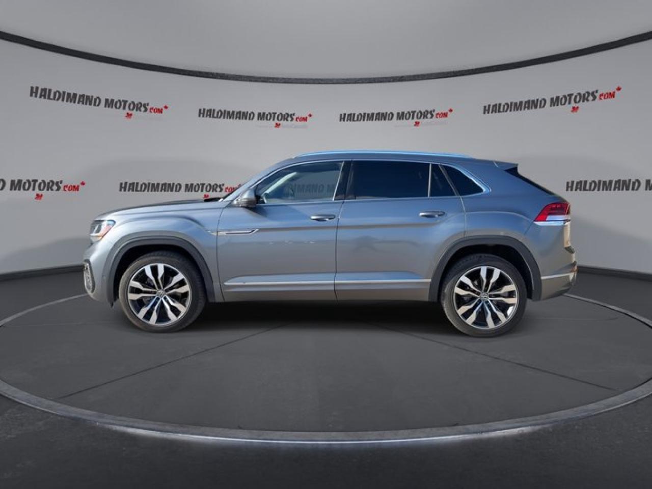 2023 Volkswagen Atlas Cross Sport Execline AWD | Leather Seats | AC Seats | Remote Start Photo